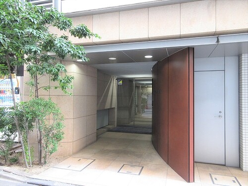 クオリア銀座やま祢ビル１００２号室 エントランス