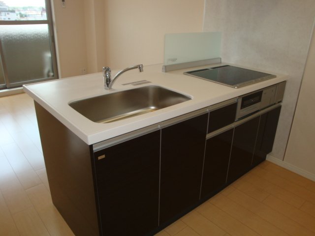 ベルデメゾン システムキッチン②