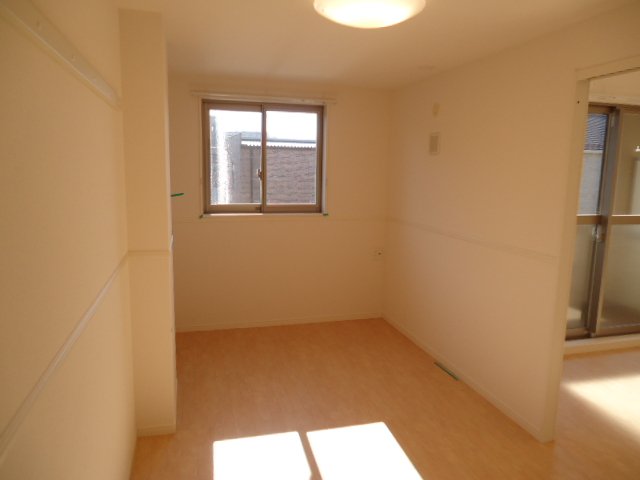 ジングレース 洋室