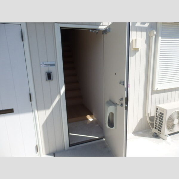 Route297201号室 玄関