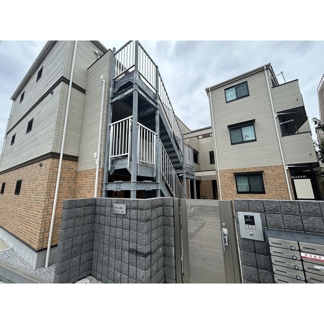 リポス瀬谷A棟201号室 外観