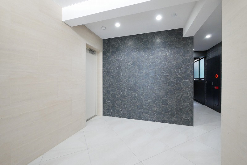 LUMEED横濱山手2階 外観