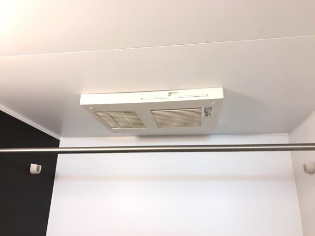 ａｖｅｎｉｒ205号室 浴室乾燥機