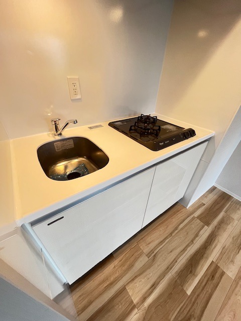 ＯＮＥ ＲＯＯＦ ＲＥＳＩＤＥＮＣＥ ＡＳＡＫＵＳＡＢＡＳＨＩ4階 キッチン