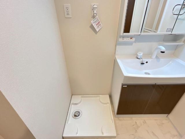 アドニス102号室 洗濯機置場（イメージ）