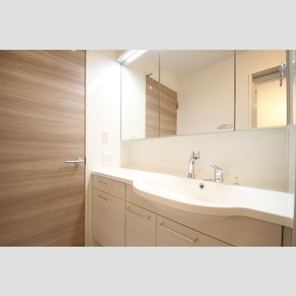 アナシエ鹿浜 洗髪洗面化粧台