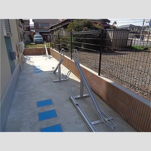 メゾン・デュ・シーニュⅢ 駐輪スペース