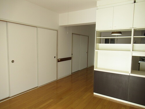 グリーンコーポ川口 リビングダイニング（別角度）