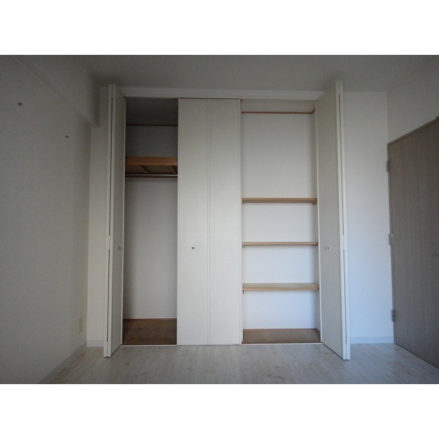 サン・ライズＮＯＶＡ304号室 内観