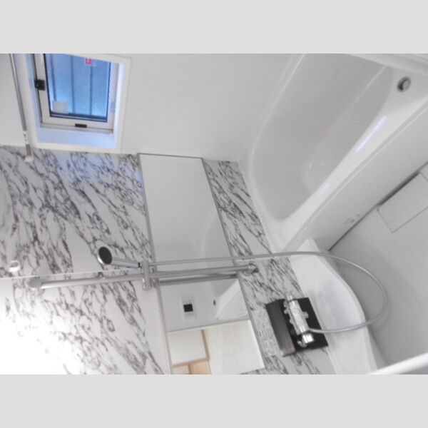 グレイスコート 追焚・浴室換気乾燥機付きバスルーム