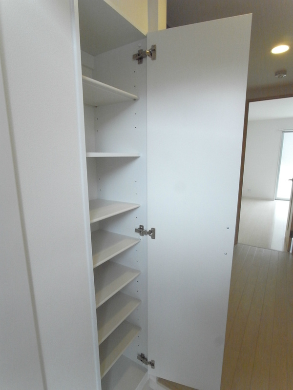 リブリ・グランカリテ 玄関