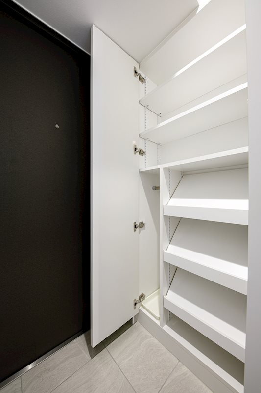 ドゥーエ西小山4階 玄関