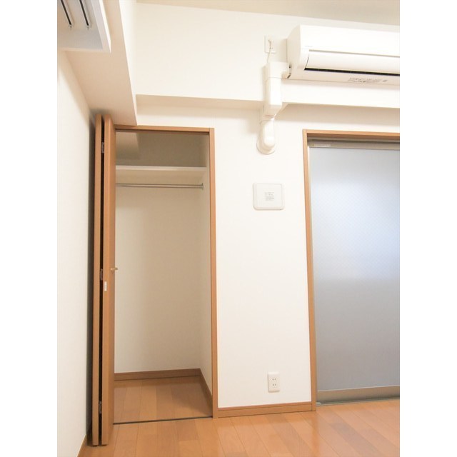 アジールコート中野坂上0704号室 内観