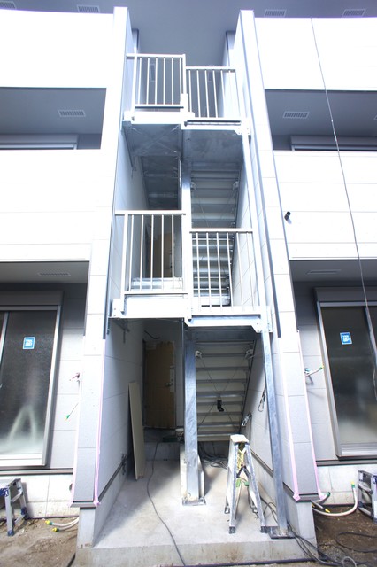 ステップⅢ オートロック設置いたします。