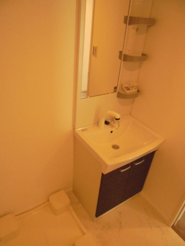 ＦＩＲＳＴ　ＴＥＲＲＡＣＥ3階 洗面