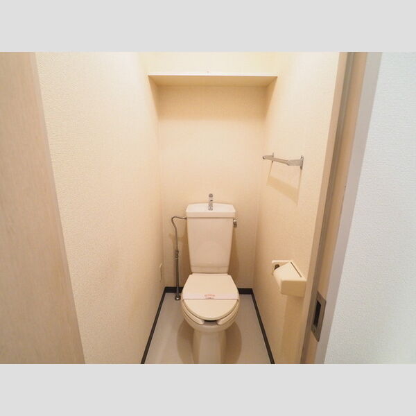 クレボナール三田 トイレ