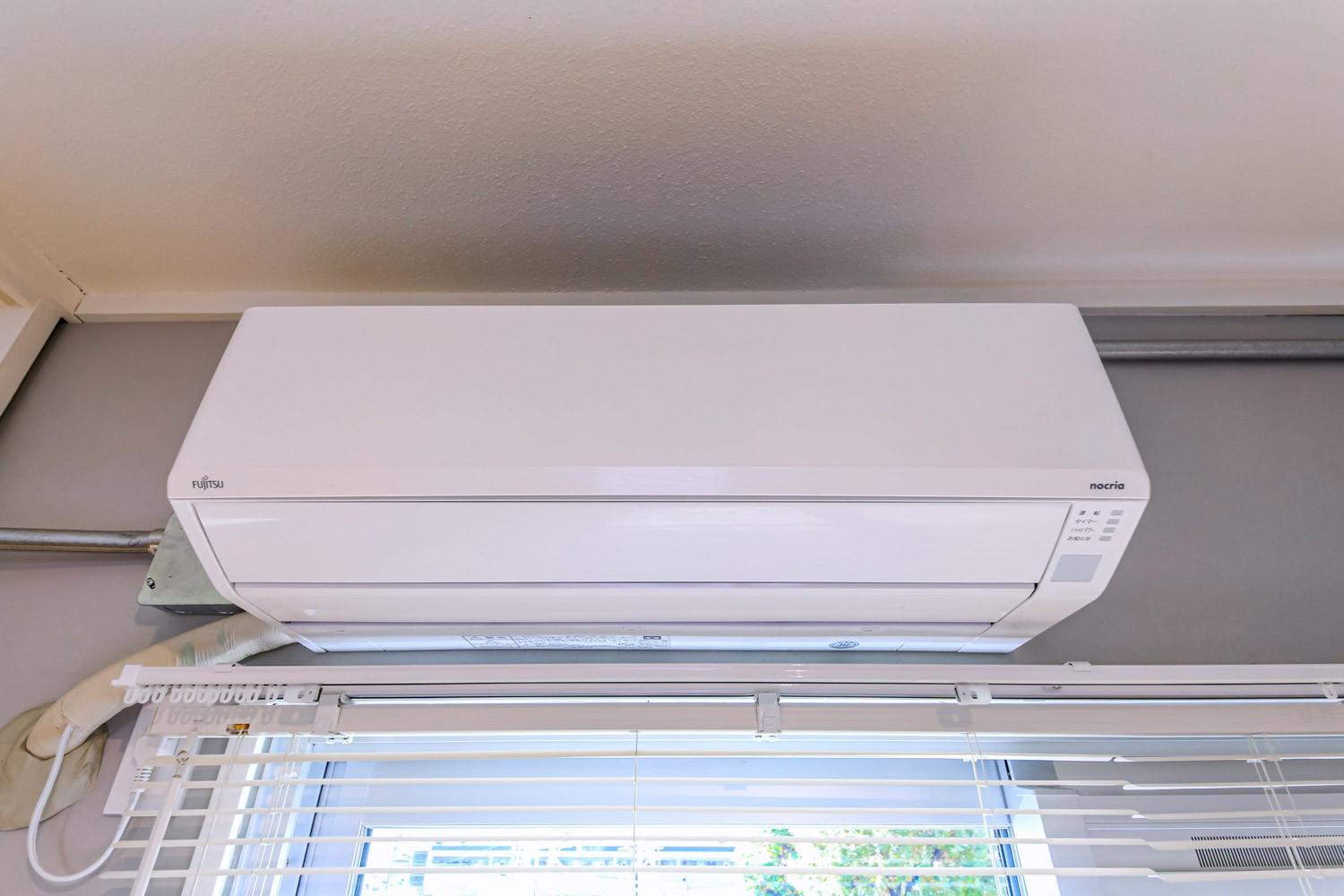 高津団地デザイナーズ物件 LDKと洋室にエアコンがついているのですぐ生活が開始できます