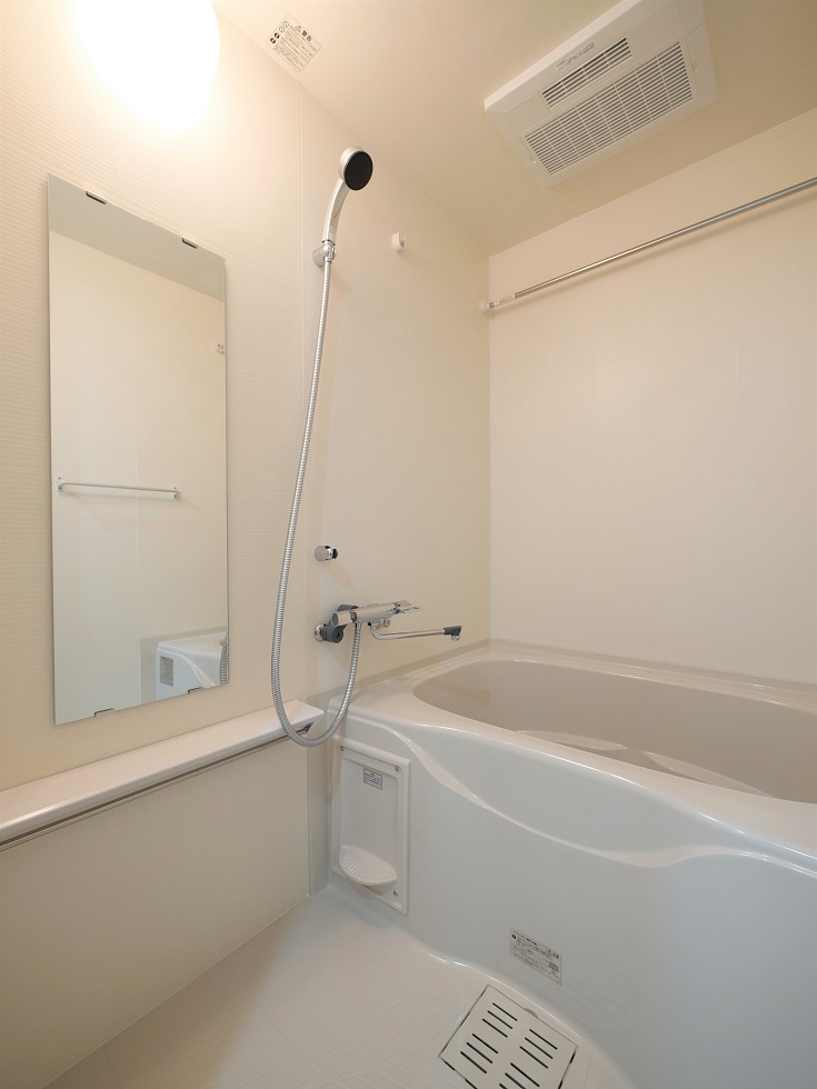 フュージョナル浮間舟渡4階 内観