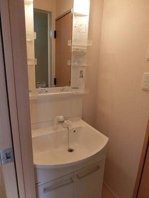 アヴェニールあずさ2階 洗面