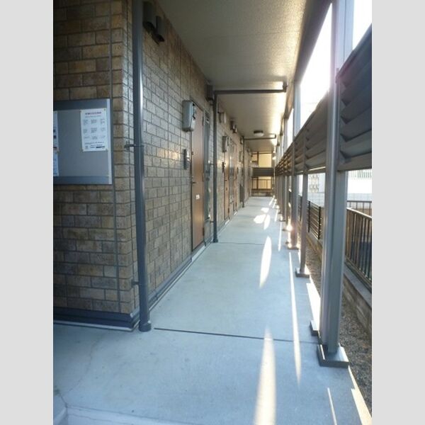 グランフェスタ 1階廊下