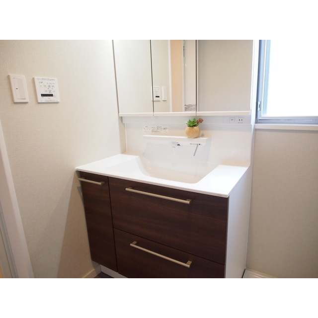 吉田邸 AA号室 独立洗面台♪