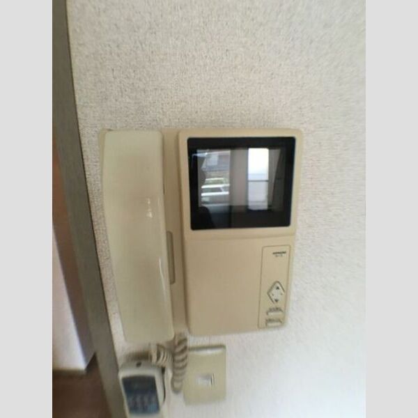 グリーンハウス　Ⅲ モニター付きインターホン