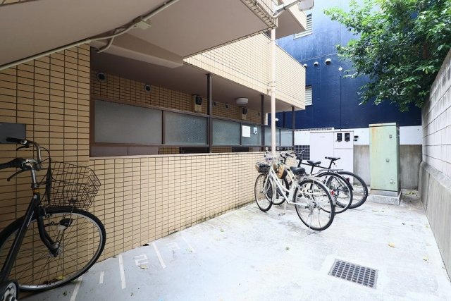 ハイタウン洗足池2階 駐輪場
