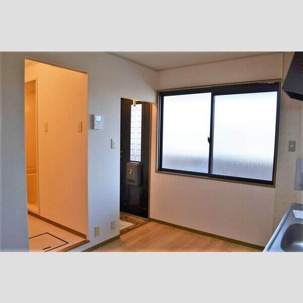 パストラル ダイニングキッチン(別角度)