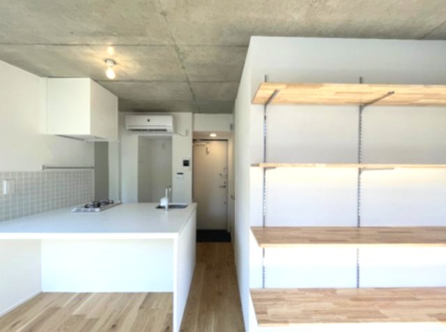 trias220103号室 収納