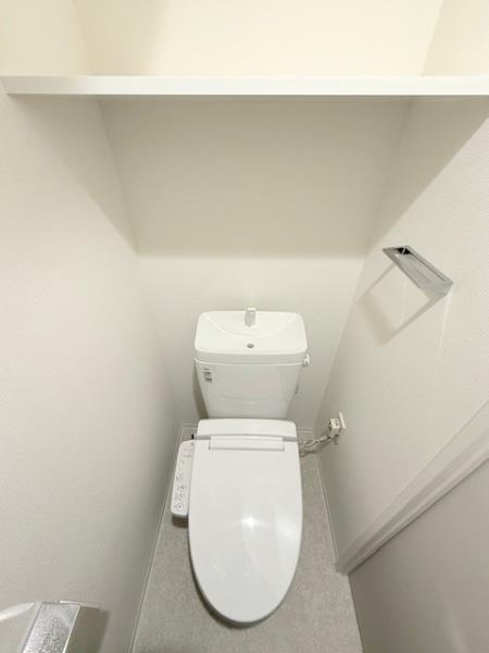 エレミ本蓮沼3階 トイレ