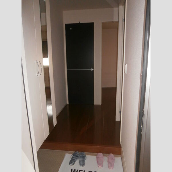 グランドゥールヒル　Ⅰ201号室 玄関