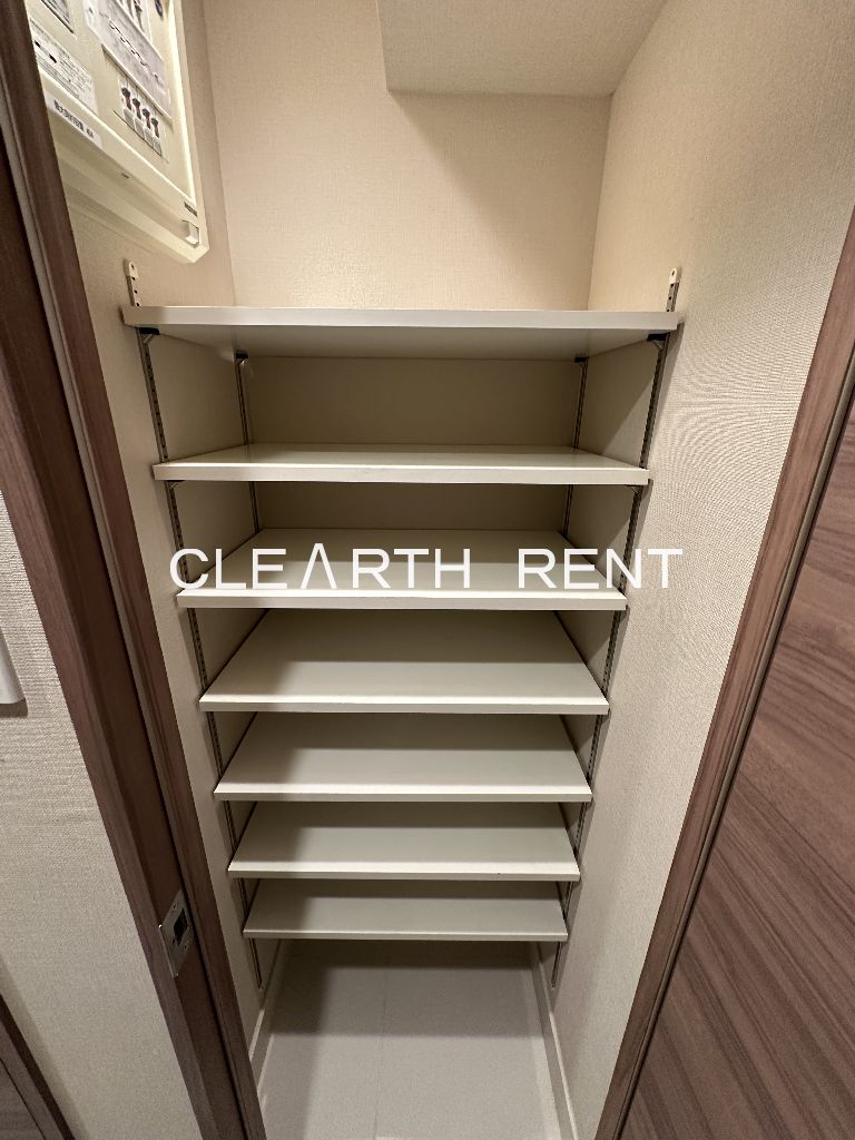 コンシェリア目白 ＴＨＥ ＧＲＡＮＤ ＲＥＳＩＤＥＮＣＥ ☆靴がたっぷり入るの幅広シューズボックス☆