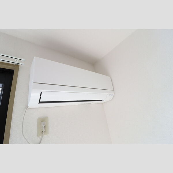 アローンヒルズ101号室 エアコン