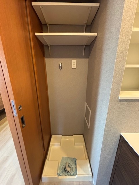 レジディア池尻大橋2階 洗濯機置場