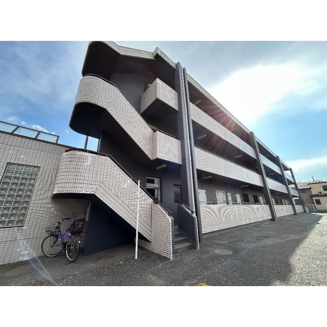 ラ・スペースの外観画像