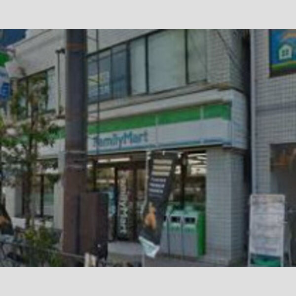 プライムメゾン亀戸 【コンビニエンスストア】ファミリーマート TKD西大島店まで435m