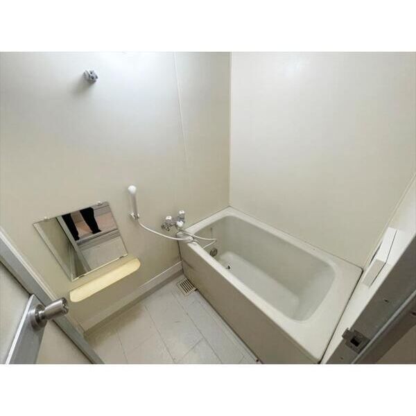 リバティハウス201号室 同建物別部屋の参考画像