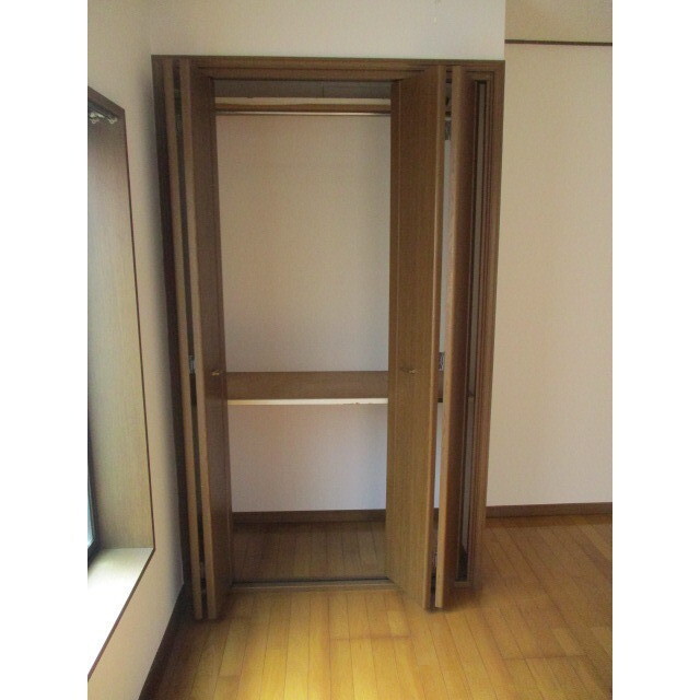 鶴マンション 内観