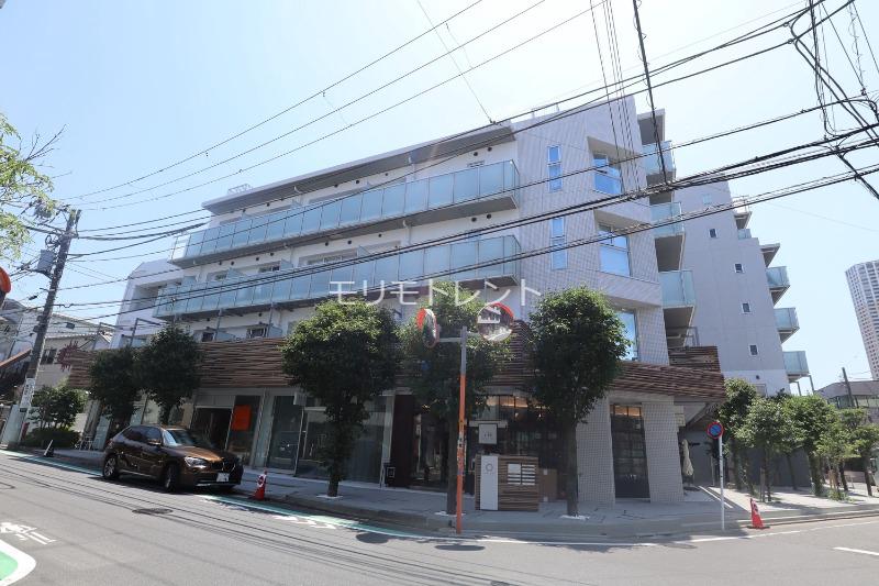 カスタリア中目黒3階 外観
