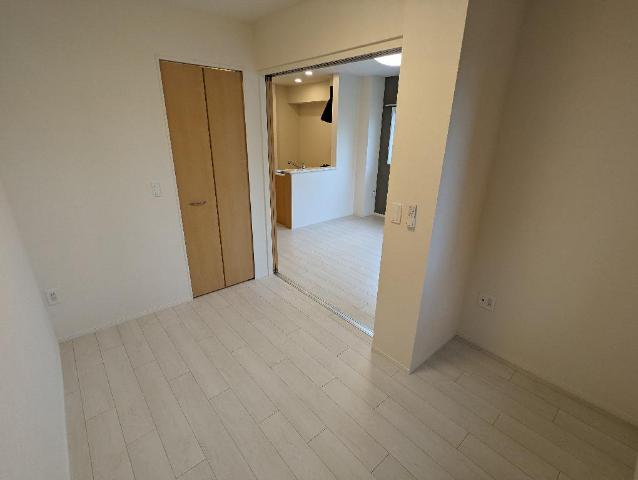 エールスト 洋室