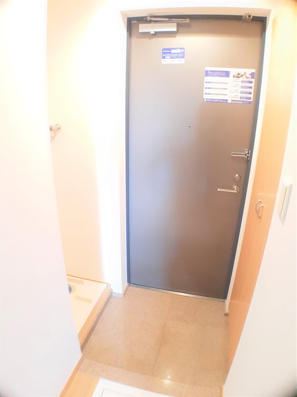 レジディア島津山7階 玄関