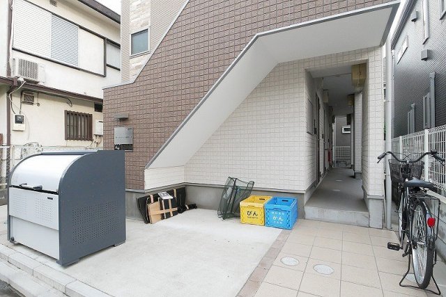 ブルーエレファント南阿佐ヶ谷1階 外観