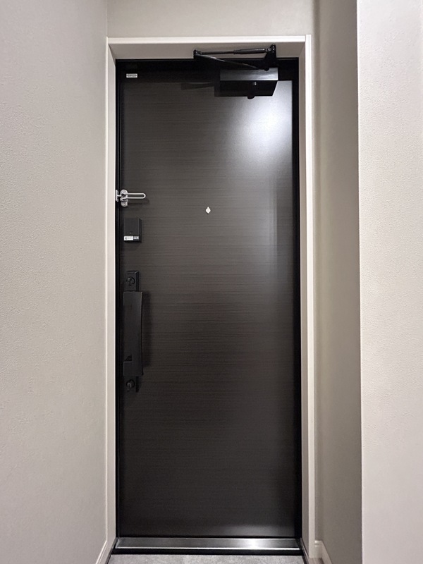 ＬＵＬＵ西尾久 玄関