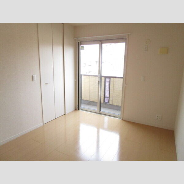 メゾン・ドゥ・ロジェ105号室 同建物別部屋の参考画像