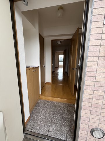 ガイア 玄関