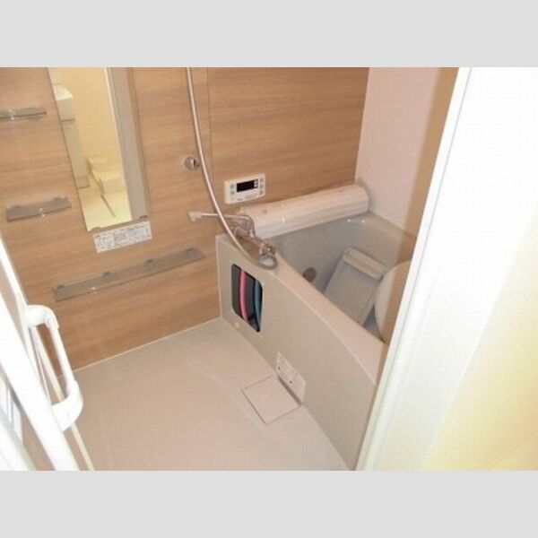 エトーレ・DⅢ203号室 ■追焚付のバスルームです■