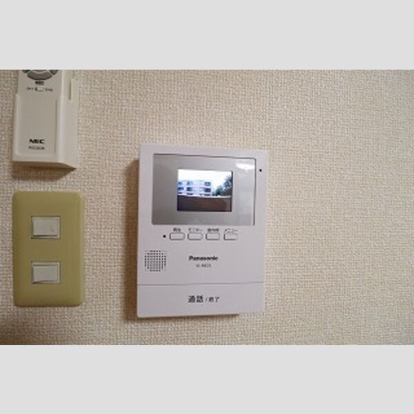 コモード　A203号室 TVモニターフォン