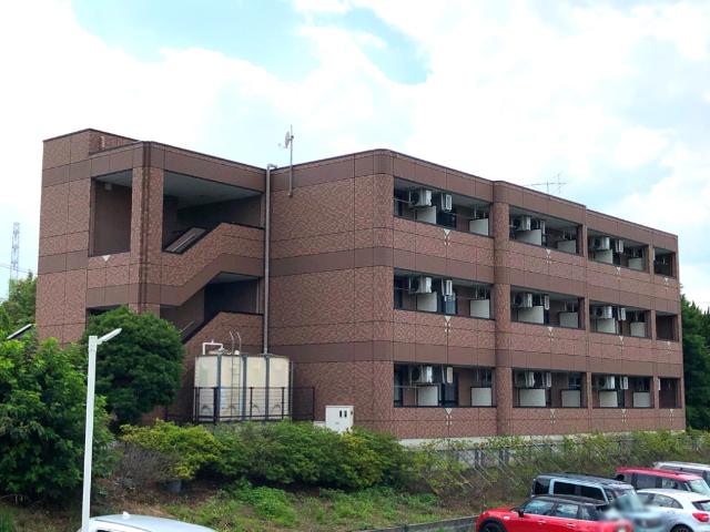 Ｇｒａｎｄｅ　Ｖｉｌｌａ（グランデ　ヴィラ）208号室 外観写真（昼）