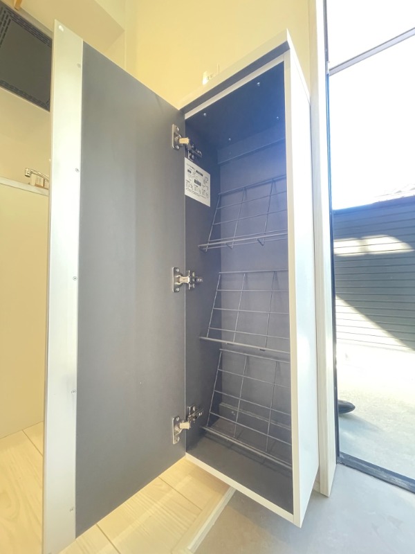 グランヴィラ七里2階 収納