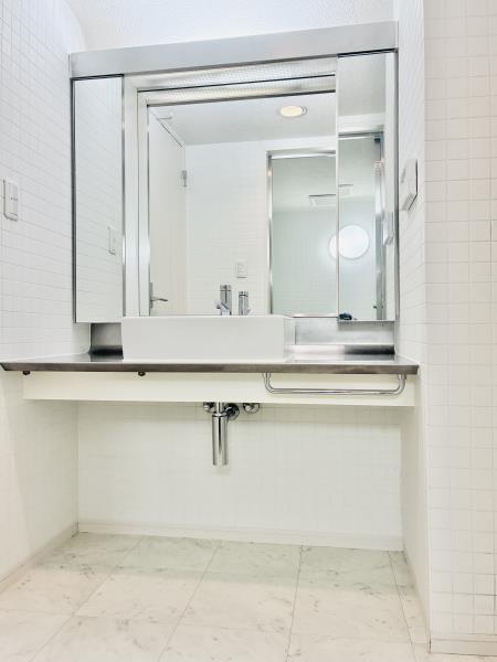 ｈｏｗｆｆ　ＲＥＬＡＸ三軒茶屋2階 同建物別部屋の参考画像